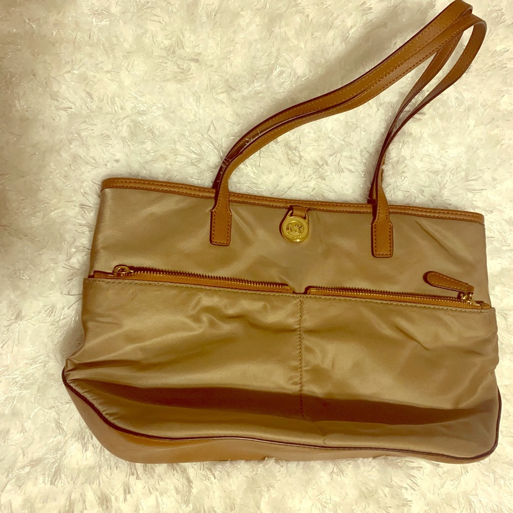 Micheal Kors bag